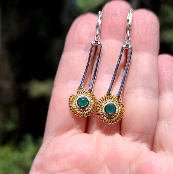 Green Onyx Sterling & 24k gold long STUNNING earrings ✨️ - Picture 8 of 9